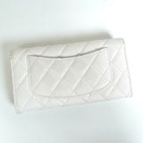 シャネル クラシック ココマーク マトラッセ キャビアスキン 長財布 ホワイト