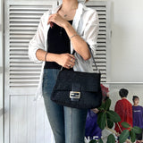 フェンディ マンマバケット ハンドバッグ ワンショルダーバッグ ズッカ柄 FFロゴ ナイロン ブラック - NEWSED