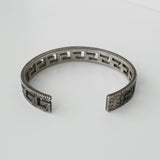 グッチ アラベスク カットアウトG シルバー925 バングル 箱付き - NEWSED