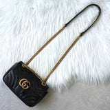 グッチ GGマーモント キルティング レザー チェーンショルダーバッグ ブラック 446754 - NEWSED