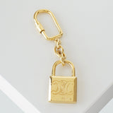 セリーヌ トリオンフ カデナ 南京錠 パドロック キーリング キーホルダー チャーム GP ゴールド - NEWSED