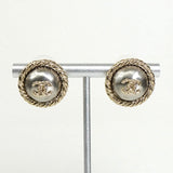 シャネル ココマーク フェイクパール ツイスト サークル ピアス GP ゴールド - NEWSED