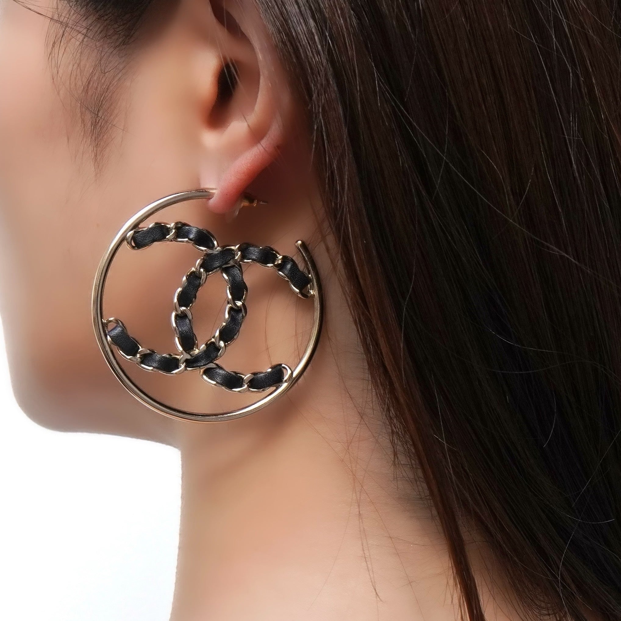 シャネル レザー チェーン ココマーク フープ ピアス GP ブラック  