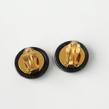 シャネル ロゴ イヤリング ブラック / GP ゴールド - NEWSED