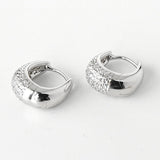 トムウッド Ice Huggies Pave シルバー ピアス 未使用品 保存袋付き - NEWSED