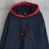 ナイキ ジョーダン パーカー ビッグロゴ グレー/レッド L〜XL相当 - NEWSED