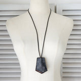 ルイ ヴィトン モノグラム・エクリプス ポルトクレ コード ネックレスストラップ キーリング M62797 ブラック - NEWSED