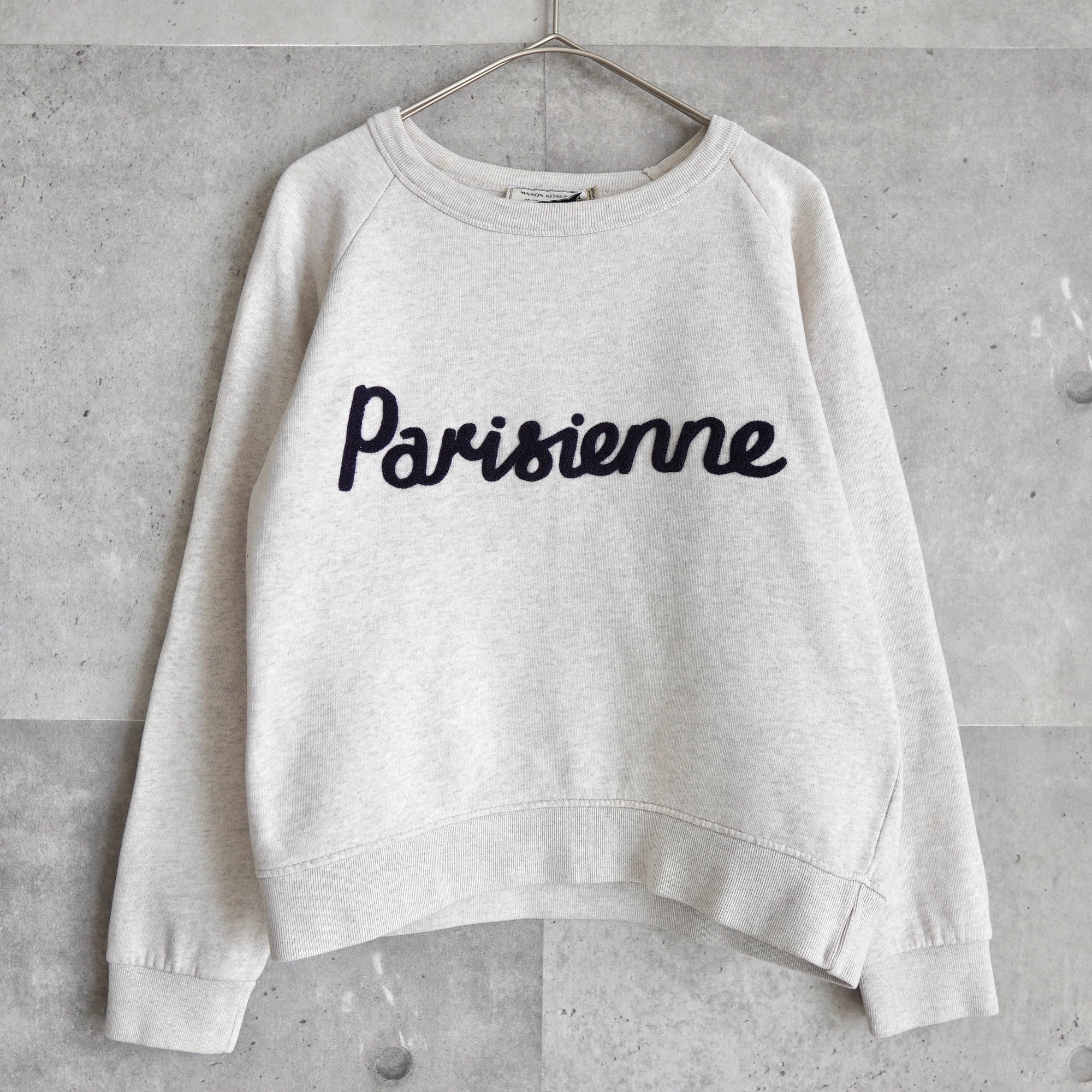 Maison kitsune parisienne sweatshirt best sale