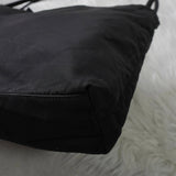 プラダ ポコノ テスート ナイロン トライアングルロゴ ハンドバッグ トートバッグ ブラック - NEWSED