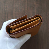 ヴィヴィアン・ウエストウッド オーブ レザー 三つ折り財布 キャメル 箱付き 未使用品 - NEWSED