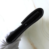 プラダ トライアングルロゴ ナイロン 三つ折り財布 ブラック 箱付き - NEWSED