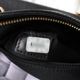 シャネル ロゴ キャビアスキン チェーン ショルダーバッグ ブラック - NEWSED