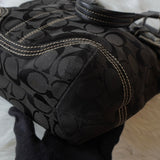 コーチ シグネチャー キャンバス ハンドバッグ ブラック - NEWSED