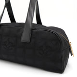 シャネル ニュートラべルライン キャンバス / レザー ハンドバッグ ボーリングバッグ ブラック - NEWSED