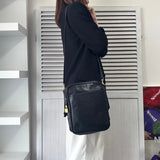 ロエベ アナグラム レザー ショルダーバッグ ポシェット ブラック - NEWSED