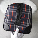 バーバリー ヴィンテージ ロゴ ノバチェック ナイロンキャンバス ボストンバッグ ネイビー - NEWSED