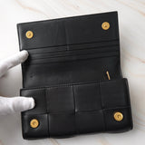ボッテガ ヴェネタ イントレチャート カセット レザー ロングウォレット 二つ折り財布 ブラック - NEWSED