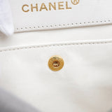 シャネル ココマーク マトラッセ ターンロック ラムスキン チェーン ショルダーバッグ ホワイト - NEWSED