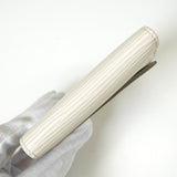 ルイ・ヴィトン エピ ラドロー イヴォワール 二つ折り財布 ホワイト - NEWSED