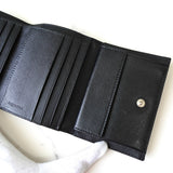 プラダ ナイロン 三つ折り財布 トライアングルロゴ ブラック - NEWSED