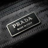 プラダ トライアングルロゴ ナイロン / レザー ショルダーバッグ メッセンジャーバッグ ブラック - NEWSED