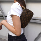 ルイ・ヴィトン モノグラム ポシェット アクセソワール レザー ハンドバッグ ワンショルダーバッグ ブラウン - NEWSED