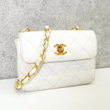 シャネル ターンロック ミニミニマトラッセ ラムスキン チェーンショルダーバッグ ホワイト - NEWSED
