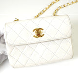 シャネル ターンロック ミニミニマトラッセ ラムスキン チェーンショルダーバッグ ホワイト - NEWSED