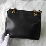 シャネル ロゴ キャビアスキン チェーン ショルダーバッグ ブラック - NEWSED