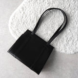 セリーヌ ヴィンテージ スターボール カーフレザー ショルダーバッグ ブラック - NEWSED