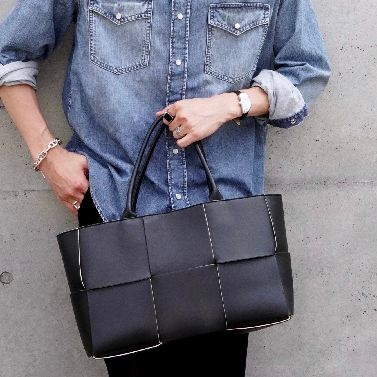 Bottega Veneta ノベルティーバック値下げ中 BOTTEGA VENETAのフリマアイテム一覧