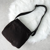 プラダ テスート / レザー ショルダーバッグ 三角プレート トライアングルロゴ ブラウン / ブラック - NEWSED