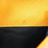 プラダ ナイロン 三つ折り財布 トライアングルロゴ オレンジ - NEWSED