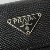 プラダ サフィアーノレザー トライアングルロゴ 三つ折り財布 ブラック - NEWSED