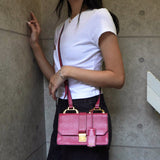 ミュウミュウ マテラッセ レザー がま口 ミニ ショルダーバッグ ピンク - NEWSED