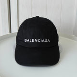 バレンシアガ ロゴ キャップ ブラック 箱付き - NEWSED