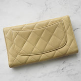 シャネル ココマーク マトラッセ キャビアスキン 三つ折り財布 アイボリー - NEWSED