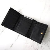 グッチ 型押しロゴ レザー 三つ折り財布 ブラック - NEWSED