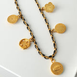 シャネルココマーク コイン クローバー カメリア チョーカー 箱付き - NEWSED