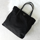 プラダ ポコノ テスート ナイロン レザー トートバッグ ブラック ギャランティーカード付き - NEWSED