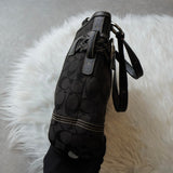 コーチ シグネチャー キャンバス ハンドバッグ ブラック - NEWSED