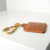 ロエベ アナグラム レザー キーホルダー チャーム キーリング ゴールド / ブラウン - NEWSED