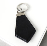 プラダ トライアングルロゴ サフィアーノ レザー キーホルダー チャーム ブラック - NEWSED