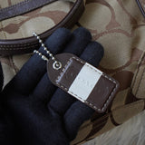 コーチ シグネチャー キャンバス トートバッグ ハンドバッグ ベージュ - NEWSED