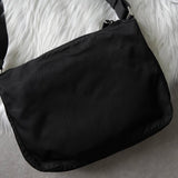 プラダ ポコノ テスートナイロン / レザー 三角プレート ショルダーバッグ ブラック - NEWSED