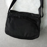 プラダ トライアングルロゴ ナイロン / レザー ショルダーバッグ メッセンジャーバッグ ブラック - NEWSED