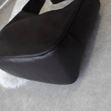 サルバトーレ・フェラガモ ダブル ガンチーニ ナッパレザー ワンショルダーバッグ ブラック - NEWSED