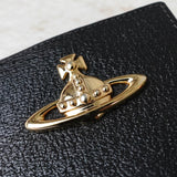 ヴィヴィアン ウエストウッド オーブ レザー がま口 二つ折り財布 ブラック - NEWSED