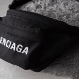 バレンシアガ ロゴ ウエストポーチ ホイールベルトパック ボディバッグ ブラック - NEWSED