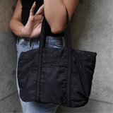 プラダ テスート ポコノ ナイロン ロゴ ハンドバッグ ブラック - NEWSED